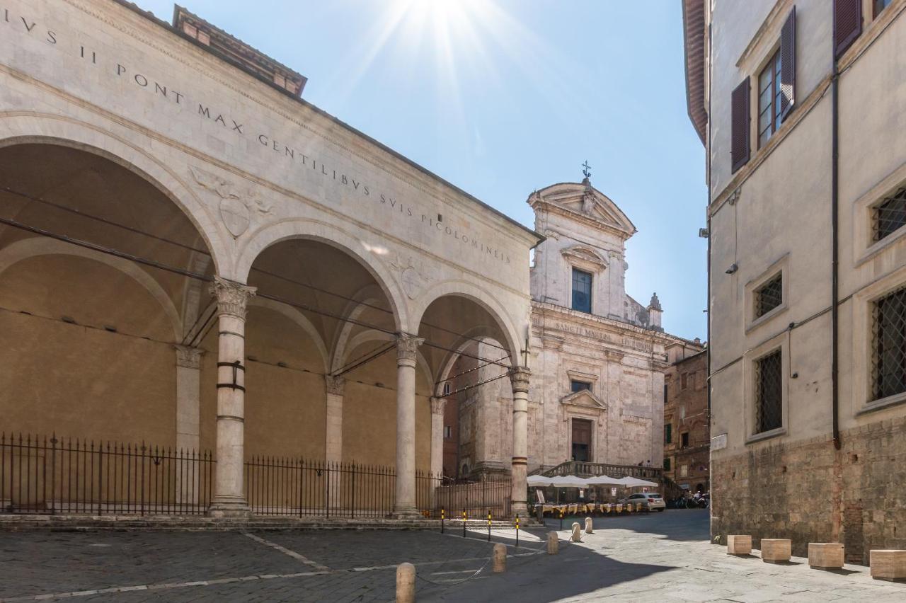Colours Studio 10 M Away Piazza Del Campo เซียนา ภายนอก รูปภาพ